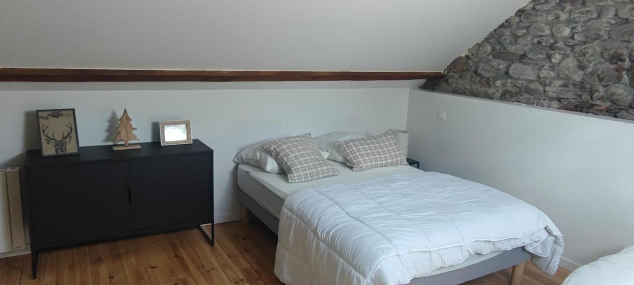 Lodge Loupau Maga Bagneres-de-Luchon Exterior photo